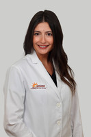 Danielle Reimer Headshot Suncoast 2