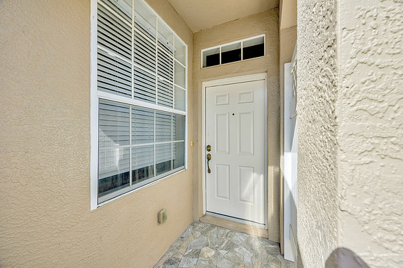 April 11246 Windsor Place-43