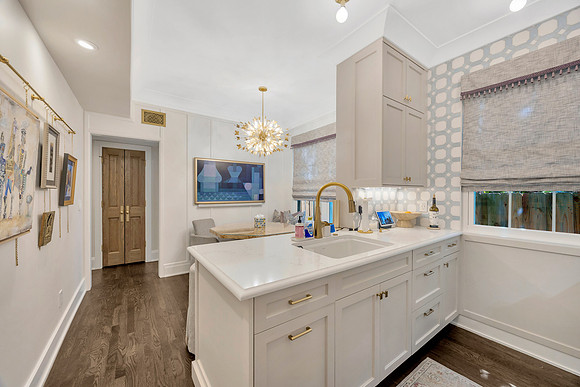 Onsite 1205 W. Horatio St.-30