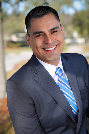 Eddie Arraiga Headshots-11