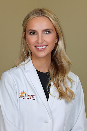 Suncoast Skin Hanna Stewart Headshots-2