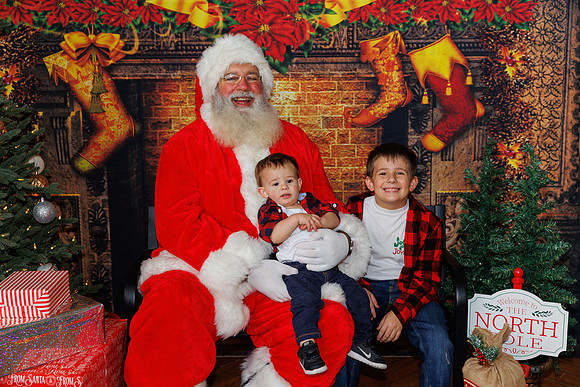 Live Oak Christmas December 14th 2024-9