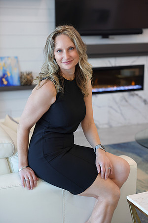 Sara Davis 702 Pickney Dr Portraits-17