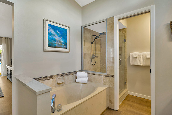 Lynn Davis 2409 Arborwood Dr.-33