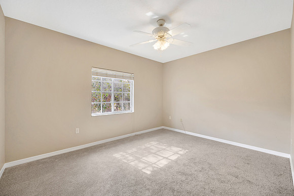 Zoey 9507 Grovesdale Cir #201-17