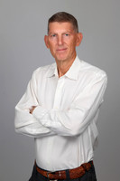 Hal Hendry Headshots-6