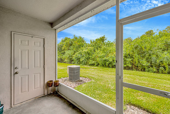 Zoey 4427 Barnstead Dr.-31