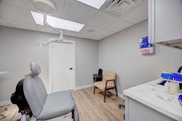 Suncoast Skin Port Charlotte Location-8