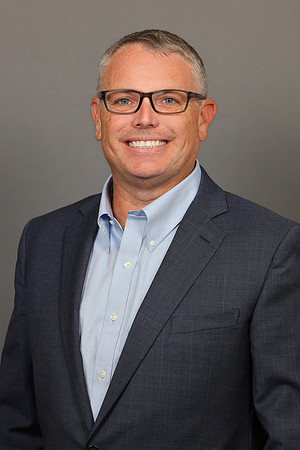 Robert Business Headshots-7