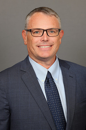 Robert Business Headshots-4