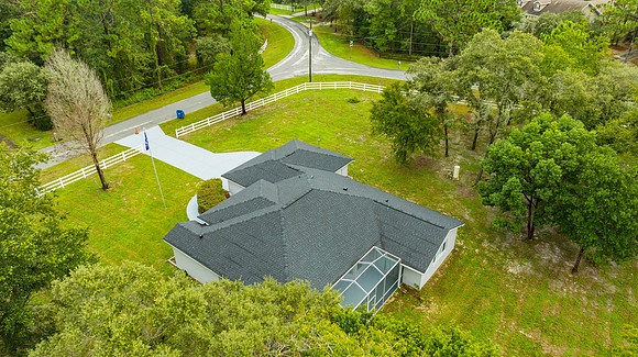 Mary Hayward 4135 Jacaranda Cir-6