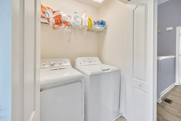 Zoey 4427 Barnstead Dr.-8