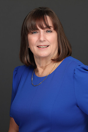 Ginny Parsons Business Headshot Session-8