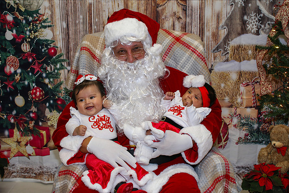 Mickey Keenan Pictures with Santa 2024-69