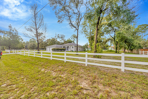 Mary Hayward 4135 Jacaranda Cir-10