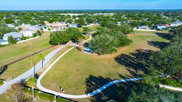 Lynn Davis 2409 Arborwood Dr.-83
