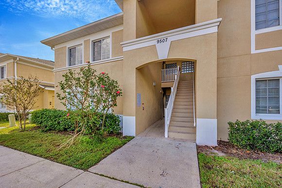 Zoey 9507 Grovesdale Cir #201-24