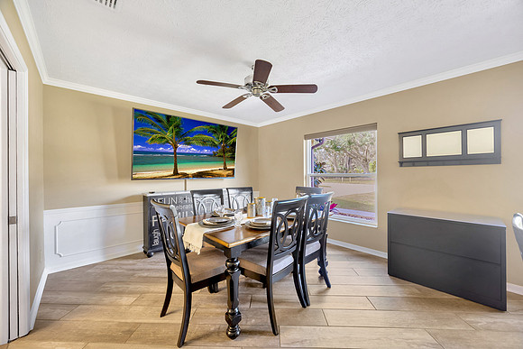 Lynn Davis 11019 Hannaway Dr.-7