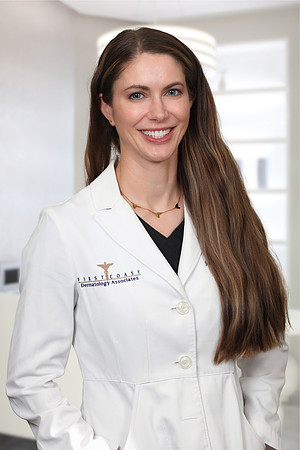 Ines O'Shaughnessy Headshot Office 4