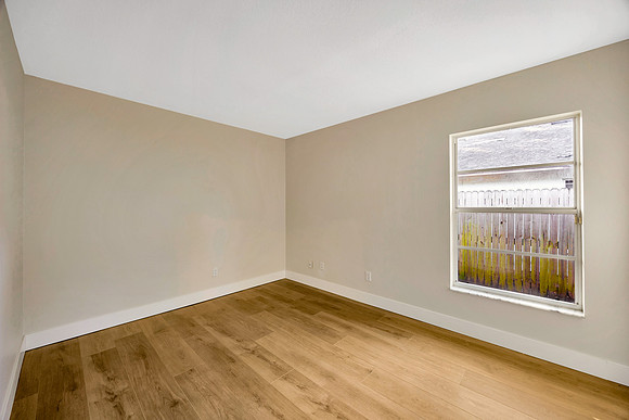 Lynn Davis 2409 Arborwood Dr.-58