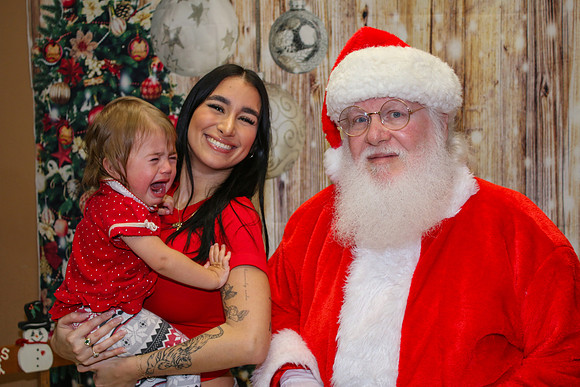 Mickey Keenan Pictures with Santa 2024-45