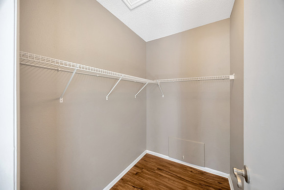 Michelle 9481 Highland Oak Dr. #606-20