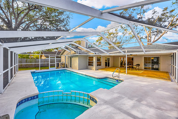 Lynn Davis 2409 Arborwood Dr.-10