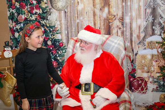 Mickey Keenan Pictures with Santa 2024-3