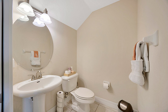Leeann Sack 10642 Mistflower Lane-21