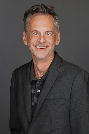 Jonathan Kendall Moffitt Headshot 2025-1