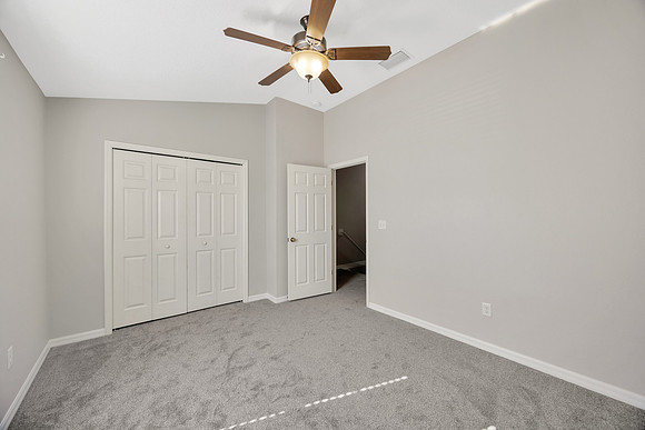 April 11246 Windsor Place-26