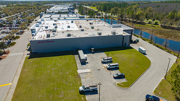 Nations Roofing during construction Planet Fitness -17