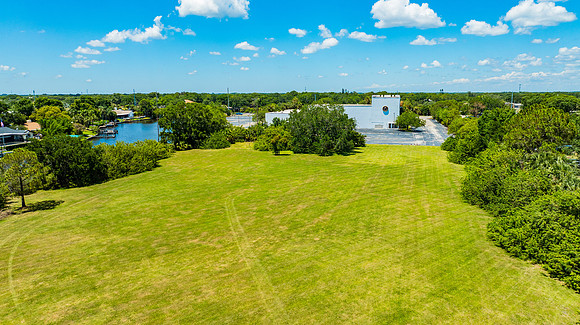 Paul Cross 5500 Memorial Hwy Aerial-25
