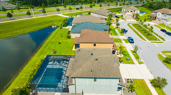 Amanda 8085 Lago Mist Way-4