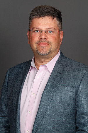 Slava Burdman Moffitt Headshot 2025-1