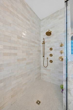 Sara Davis 12114 Clear Harbor Dr-12