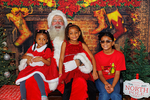 Live Oak Christmas December 14th 2024-86