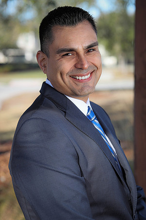 Eddie Arraiga Headshots-9