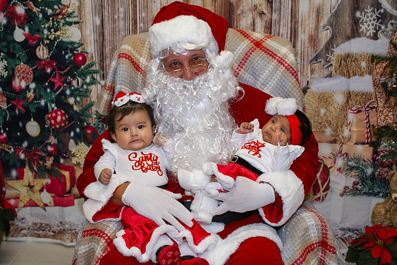 Mickey Keenan Pictures with Santa 2024-65