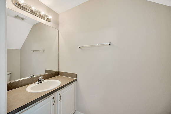 Brownlee Group 15780 Fishhawk Falls Dr.-7