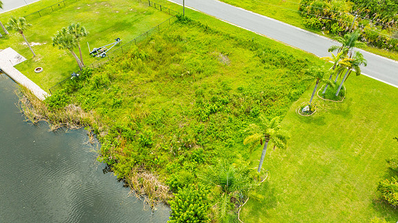 Mary Hayward 0 Fernleaf Dr-8