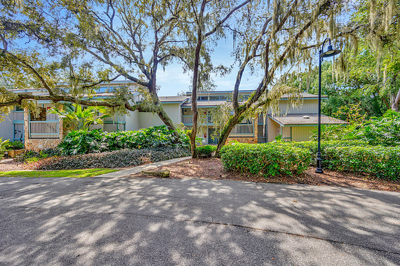 Candy Smith 818 Pinewood Ct-32