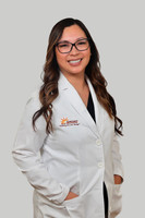 Elleanor Swartz Headshot Suncoast 2