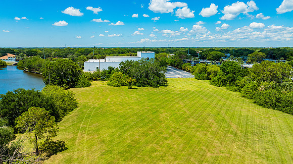 Paul Cross 5500 Memorial Hwy Aerial-31
