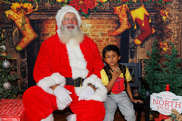 Live Oak Christmas December 14th 2024-75