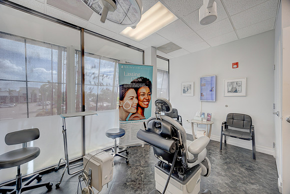 Suncoast Skin Sarasota Location-8