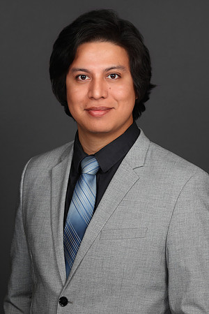 Luis Quixtan Moffitt Headshot 2025-1