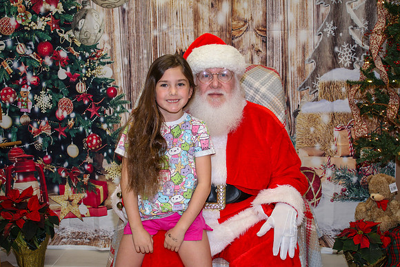 Mickey Keenan Pictures with Santa 2024-36