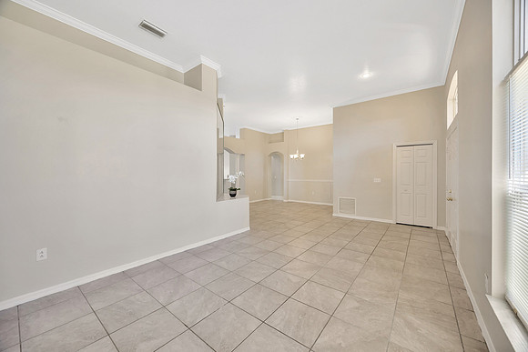 McKenzie Currie 4511 Oak River Dr.-6