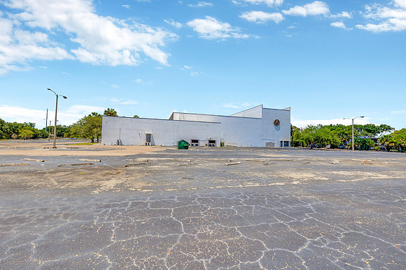 Paul Cross 5500 Memorial Hwy-2